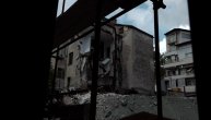 Sa lica mesta: Zgrada u Vidovdanskoj se danima urušava, danas otpala cela terasa