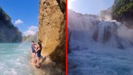 Bujica ih nosi oni se smeju, plivaju i uživaju: Klinci skočili u brzak ispod vodopada skrivenog raja
