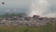 Još uvek se puš i smrdi: Požar na deponiji se i dalje gasi