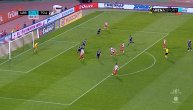 Aleksandar Katai i zakucao u mrežu sa petnaestak metara i tako je Zvezda duplirala vođstvo