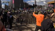 Policija u Australiji krenula na ljude koji protestuju zbog lokdauna biber sprejom: Bilo je i dece
