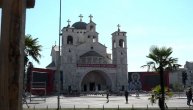 Telegraf u Crnoj Gori prusustvuje pripremama za doček patrijarha: Sve je spremno ispred hrama