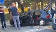 Talas nasilja u Beogradu ne prestaje: Policija u Južnom bulevaru pronašla automobil pun palica