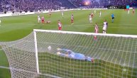 Projektil Natha u Borjanov ugao: Partizan vodi u derbiju, golman Zvezde loše postavljen kod šuta