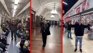 Pravi "budalu" od sebe gde god da stigne: Misli da će postati slavan ako đuska u metrou