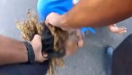 Snimak policije koja na silu izvlači muškarca iz auta izazvala bes: Govorio im je da je paraplegičar