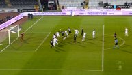 Nebeski skok i fenomenalan gol glavom Vujačića: Partizan kaznio Čukarički za propuštenu šansu