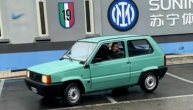 Ostvario dečački san: Fudbaler Intera kupio "Fiat Uno", srećan kao malo dete