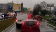 Totalni jutarnji kolaps u Beogradu kao da je petak posle podne: Kreni, stani, kreni, stani