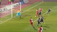 Mrkaiću pa kako da promašiš ceo gol sa 3 metra?! Neverovatan promašaj napadača Vojvodine