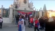 Srpski navijači se zagrevaju na ulicama Lisabona: Njih 30 je došlo čak iz Njujorka da podrže Orlove