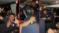 Orlovi uz Bajin hit slavili plasman na Mundijal: Ludilo u autobusu Srbije