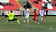 Zvezda dominira u Kruševcu, Katai "bocnuo" loptu preko golmana, za 2:0