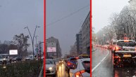 Oj bela radosti: Prvi sneg u Beogradu na ulice isterao sve vozače a posledica su zastoji