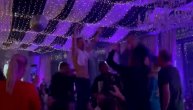 Duško Tošić na proslavi kod Gobelje, fudbaleri u transu, popeli se na stolice uz Đurđevdan