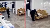 Drska krađa u centru Beograda: Nepoznati muškarac  ulazi u atelje i uzima novčanik iz torbe