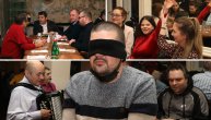 Slavili smo Novu godinu sa slepim ljudima, naš reporter morao je da se snađe "u mraku"
