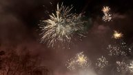Vatromet iznad Beograda:  Srećan Božić!