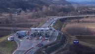 Pre su ovde zbog gužve putnici izlazili i kretali peške: Neverovatne scene na obilaznici oko Čačka