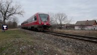 Krvavi tragovi na šinama: Evo kako izgleda mesto gde je voz udario čoveka kod Subotice