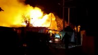 Žitomir u plamenu: Vatrogasci se bore sa vatrenom stihijom posle ruskog napada