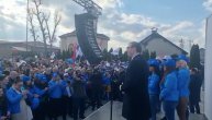 Vučića u Majuru kod Šapca sačekalo 3.500 ljudi