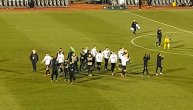 Stanojević održao sastanak sa igračima Partizana na terenu, pa ih poslao na Jug