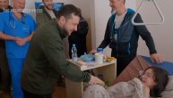 Zelenski posetio ranjenu tinejdžerku u bolnici, ona mu otkrila da je postao TikTok zvezda