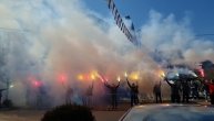 Vučić u Novom Pazaru dočekan bakljadom