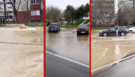 Havarija na Novom Beogradu: Voda kulja na sve strane, poplavljeni trotoari i ulice