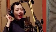 Kineskinja Nini "oduvala" izvedbom tradicionalne srpske pesme