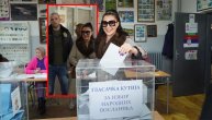 Ceca Ražnatović glasala na Dedinju u pratnji sina Veljka