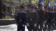 Ranoranioce obradovali garda i parada kostima: Vojna muzika defilovala centrom Beograda