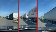 Velike gužve i kolone na ulasku u Srbiju iz Hrvatske