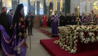 Iznošenje plaštanice u Hramu Svetog Save
