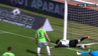 Jovićev bolan gol za 4:1 protiv TSC-a: Uneo loptu u mrežu i udario glavom u stativu