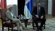 Vučić se sastao sa ministarkom odbrane Nemačke