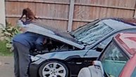 Popravljao je kola kad je životinja poklopila haubom: Mačka mu je došla glave, ali bukvalno