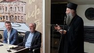 Promocija knjige Igora Mirovića "Svetlo u svetioniku": Patrijarh uveličao skup kratkim govorom