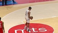 Obradović ga uveo da pogodi slobodno bacanje, ali je Ledej promašio