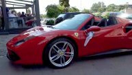 Ferari kao poklon ili kao "mladina limuzina"? "Zverčina" okićena na svadbi Đanijevog sina