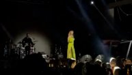 Milica Pavlović digla na noge Herceg Novi: Pogledajte delić atmosfere sa festivala Skale