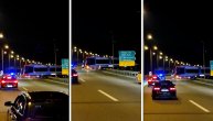 Nesvakidašnji prizor na srpskim auto-putevima: Voz se trasportuje dok vozila jure pored