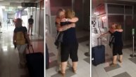 Italijanka videla majku posle 52 godine: Suze i jecaji na beogradskom aerodromu