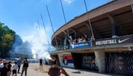 Pogledajte atmosferu na druženju igrača Partizana s navijačima: Gorele baklje i dimne bombe