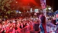 Spektakl u Jagodini: Više od 10.000 ljudi pevalo u glas s Nevernim bebama