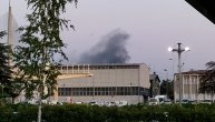 Sa Savskog nasipa se vidi ogroman dim: Gore napušteni vagoni u Rakovici