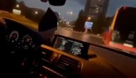 Driftovao na kružnom toku i sve to snimao: Beograđanin se umalo zakucao u autobus