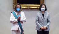 Pelosi dobila orden od predsednice Tajvana: Amerika je odlučna da sačuva demokratiju na Tajvanu