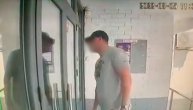 Razbojnik strgnuo lančić s vrata ženi na Mirijevu: Pratio je do ulaska u lift, pa izvršio delo